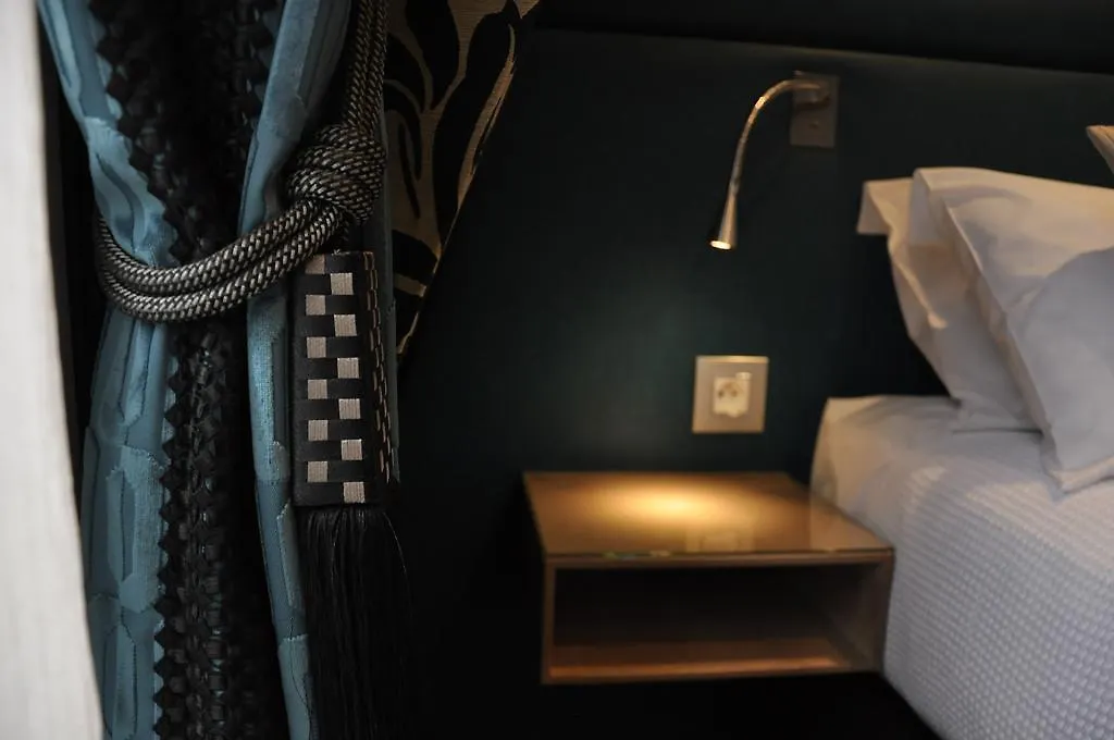 Hotel du Mont Blanc Parijs Frankrijk