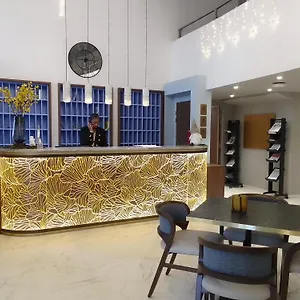 Domitys L'ellipse Paryż