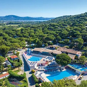 Camping Montana Parc - Golfe De St Tropez - Maeva